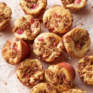 Rhubarb Streusel Muffins