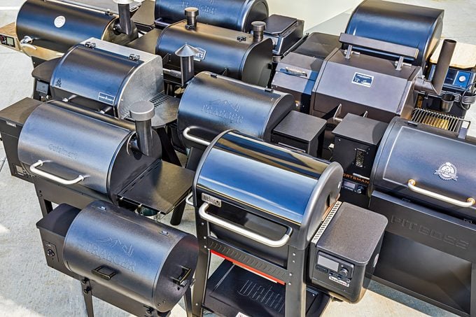 Traeger Vs Recteq Who Makes The Better Pellet Grill