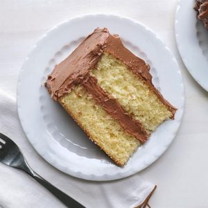 Yellow Cake Recipe Exps Tohvp24 257223 Mf 09 10 1